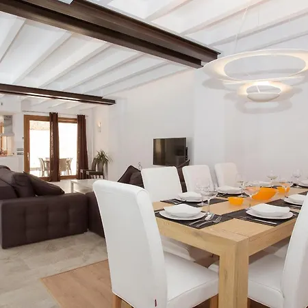 Villa Sant Sebastia *